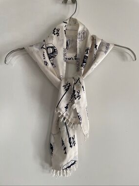 Pure Silk Scarf Ivory/Black Asian Theme & Fringe Sz 11x44”